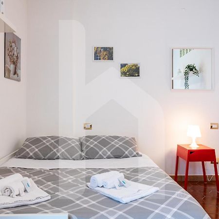 Bed and Breakfast Homiday - Il Giardino --1 Min Ospedale Cisanello--Aeroporto Free Parking-- Pisa Exterior foto