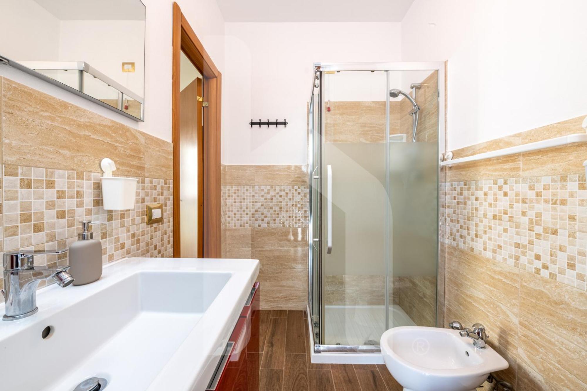 Bed and Breakfast Homiday - Il Giardino --1 Min Ospedale Cisanello--Aeroporto Free Parking-- Pisa Exterior foto