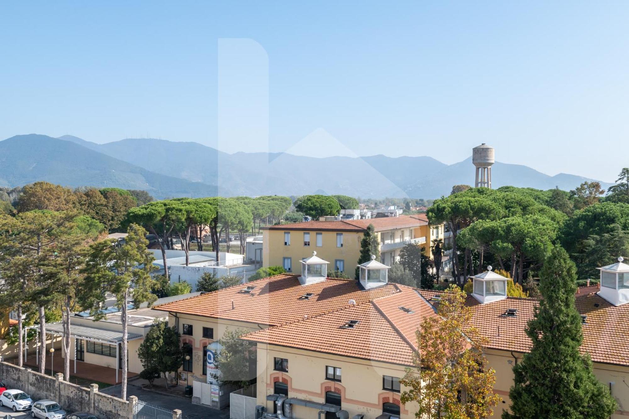 Bed and Breakfast Homiday - Il Giardino --1 Min Ospedale Cisanello--Aeroporto Free Parking-- Pisa Exterior foto