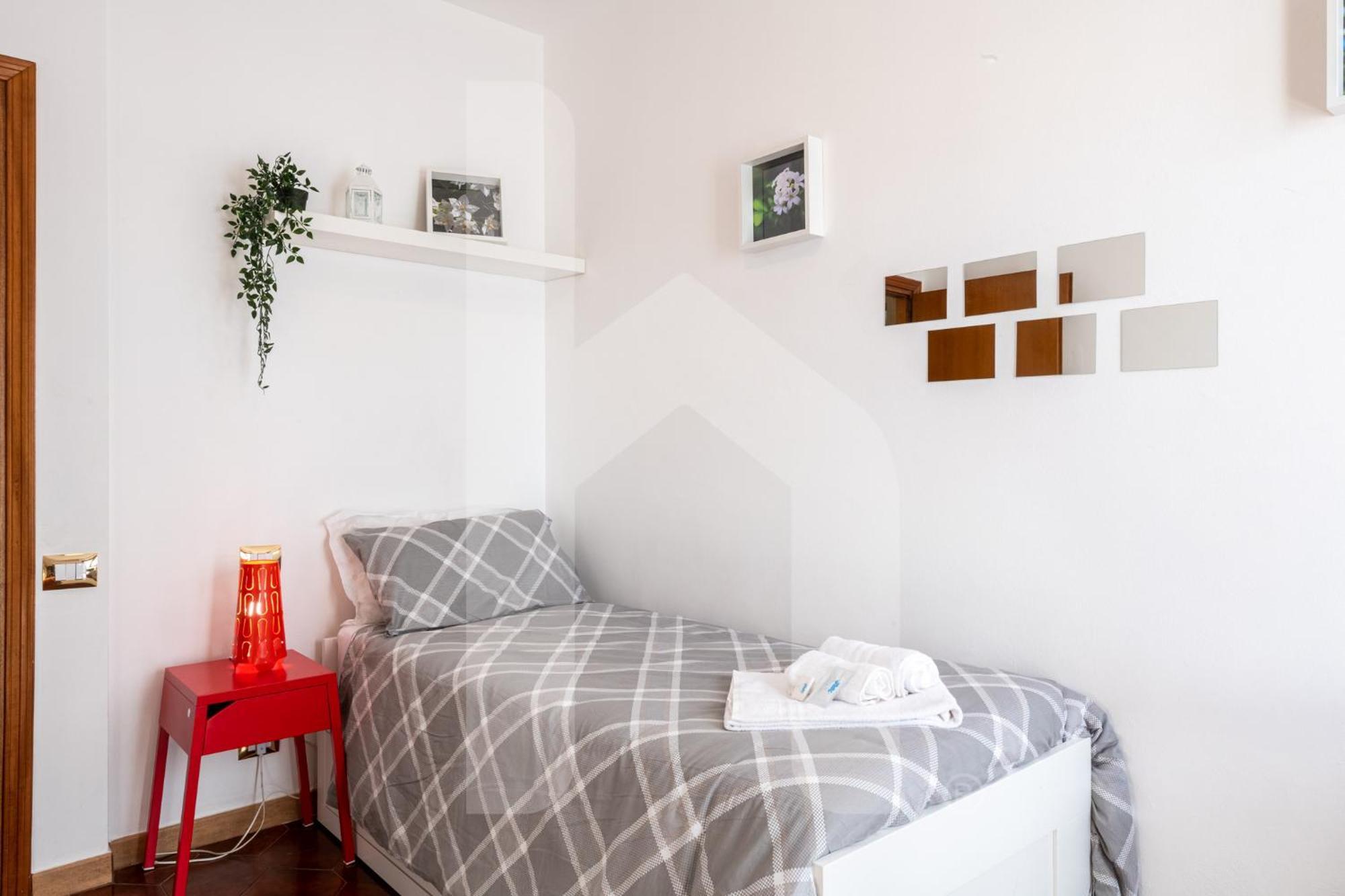 Bed and Breakfast Homiday - Il Giardino --1 Min Ospedale Cisanello--Aeroporto Free Parking-- Pisa Exterior foto
